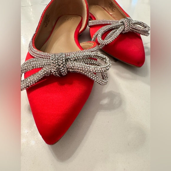 Women size 8.5, red color, A New Day brand, Juliette bow flats. - Picture 5 of 9